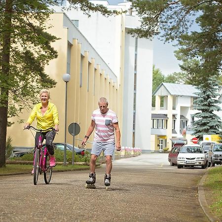 Varska Sanatorium Hotell Exteriör bild