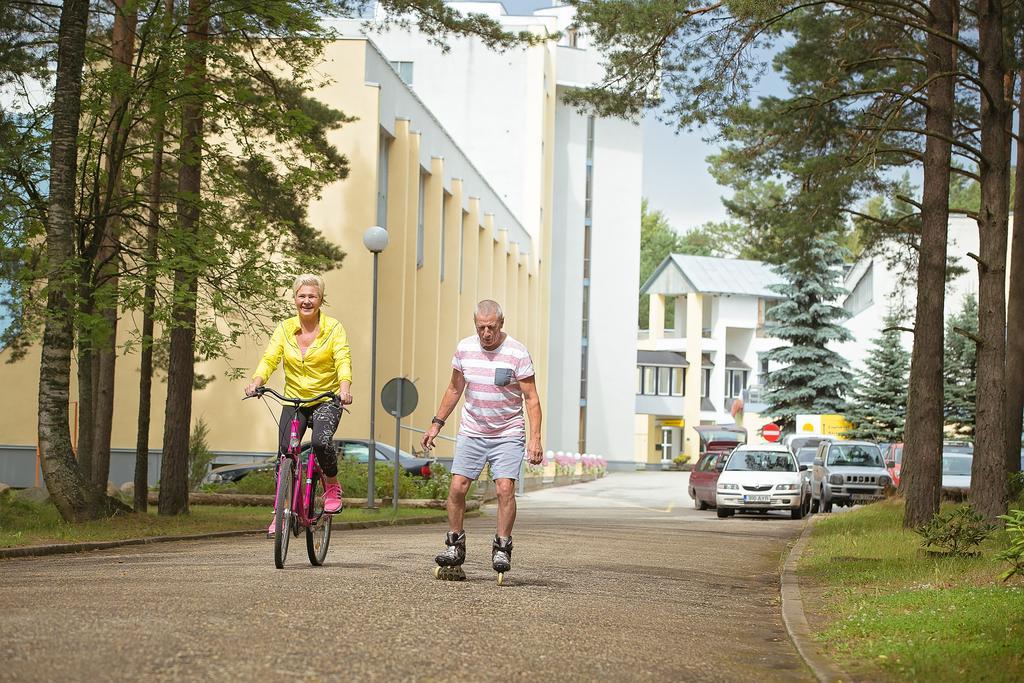Varska Sanatorium Hotell Exteriör bild